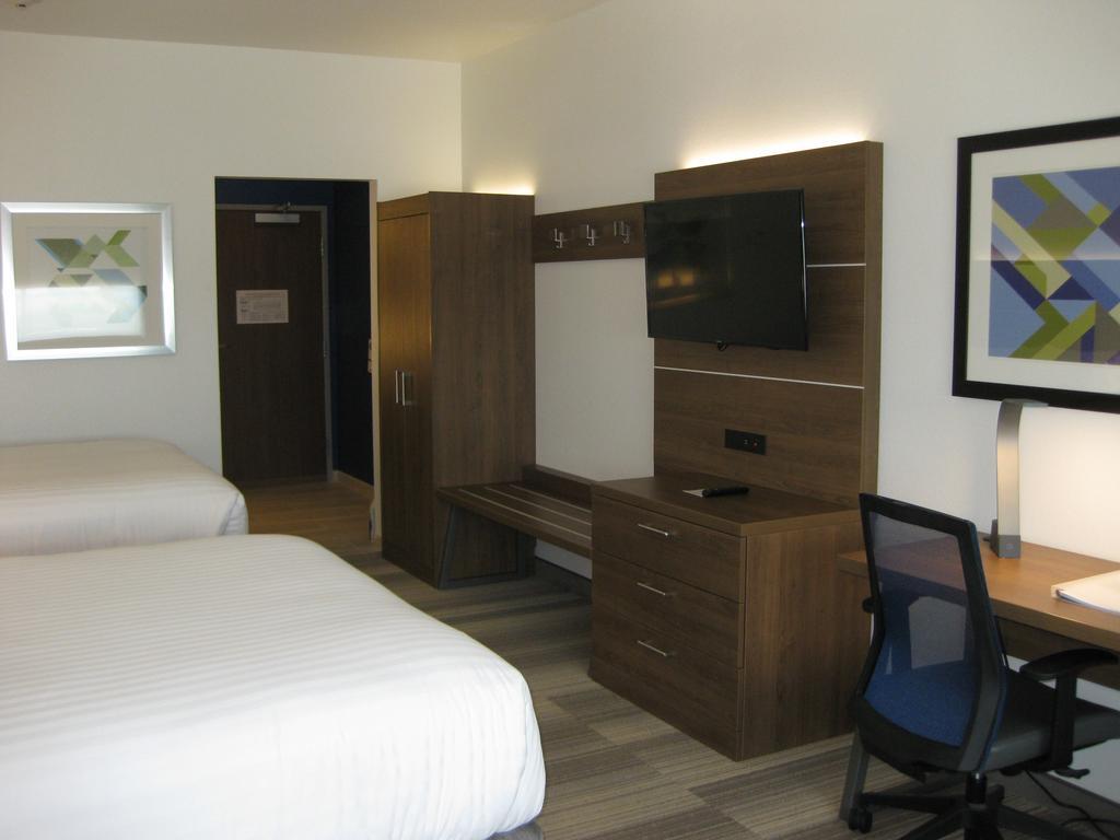 Holiday Inn Express & Suites - Houston Nw - Cypress Grand Pky By Ihg Zewnętrze zdjęcie